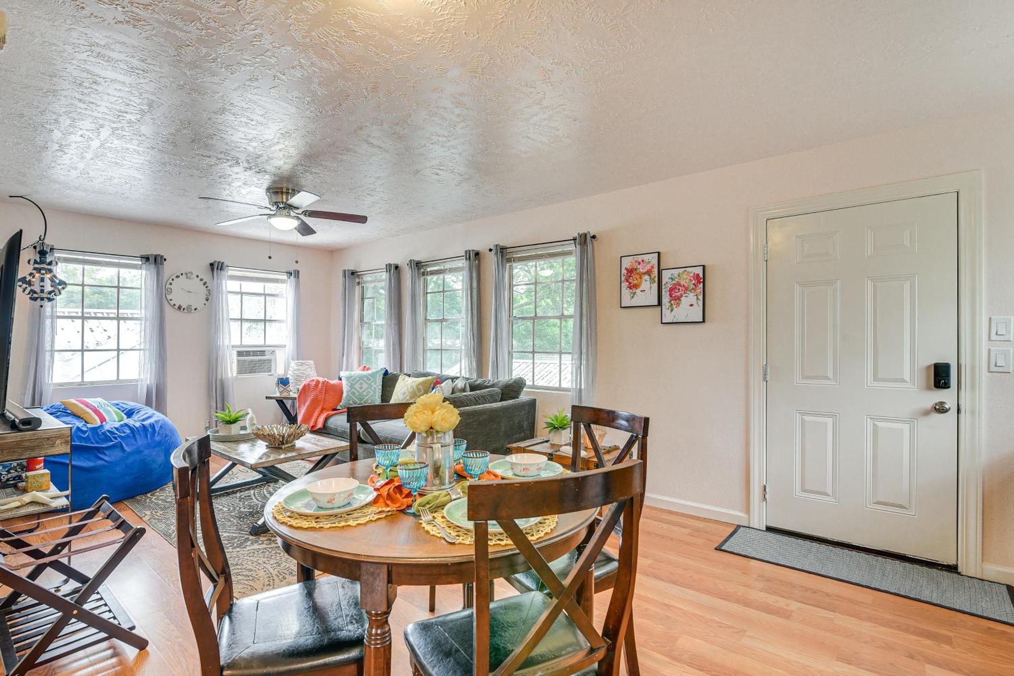 Apartment With Hot Tub - 3 Mi To Boardwalk!