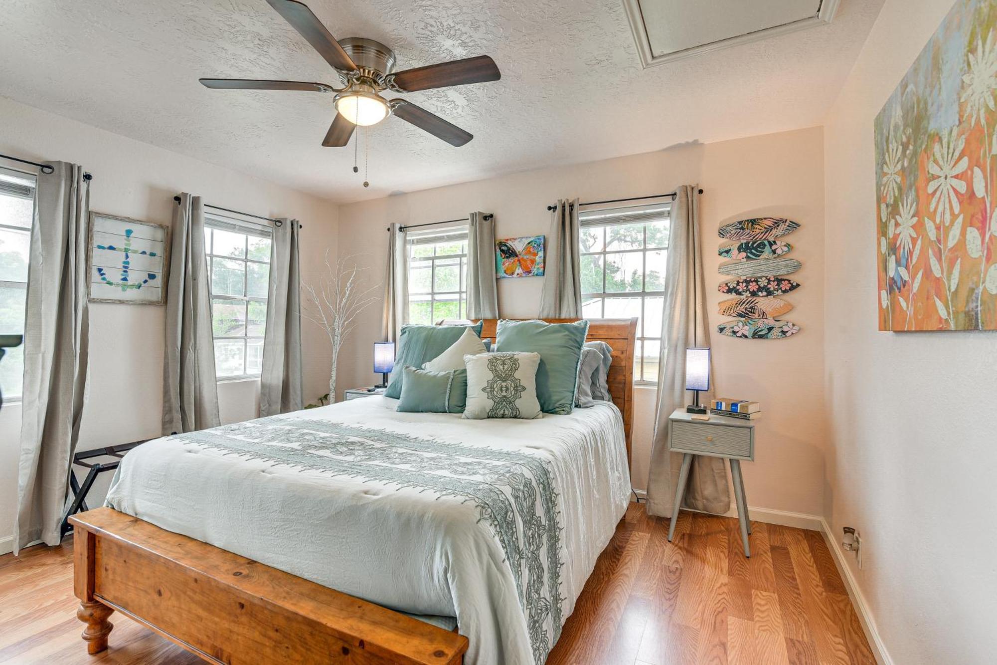 Apartment With Hot Tub - 3 Mi To Boardwalk!