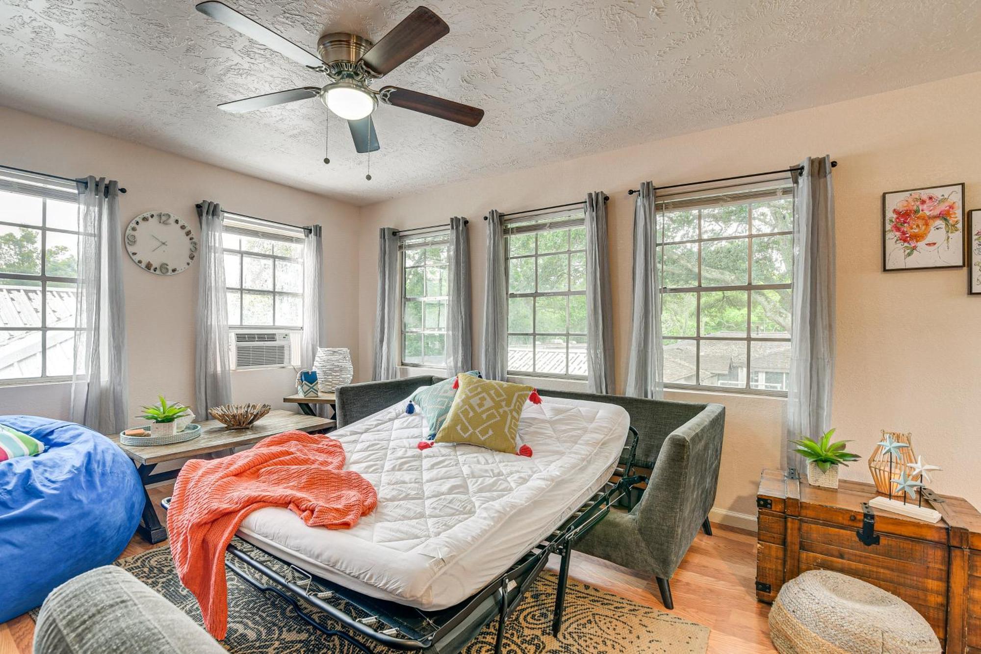 With Hot Tub - 3 Mi To Boardwalk! Apartment
